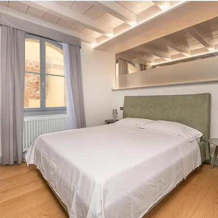 Cathedral Apartment